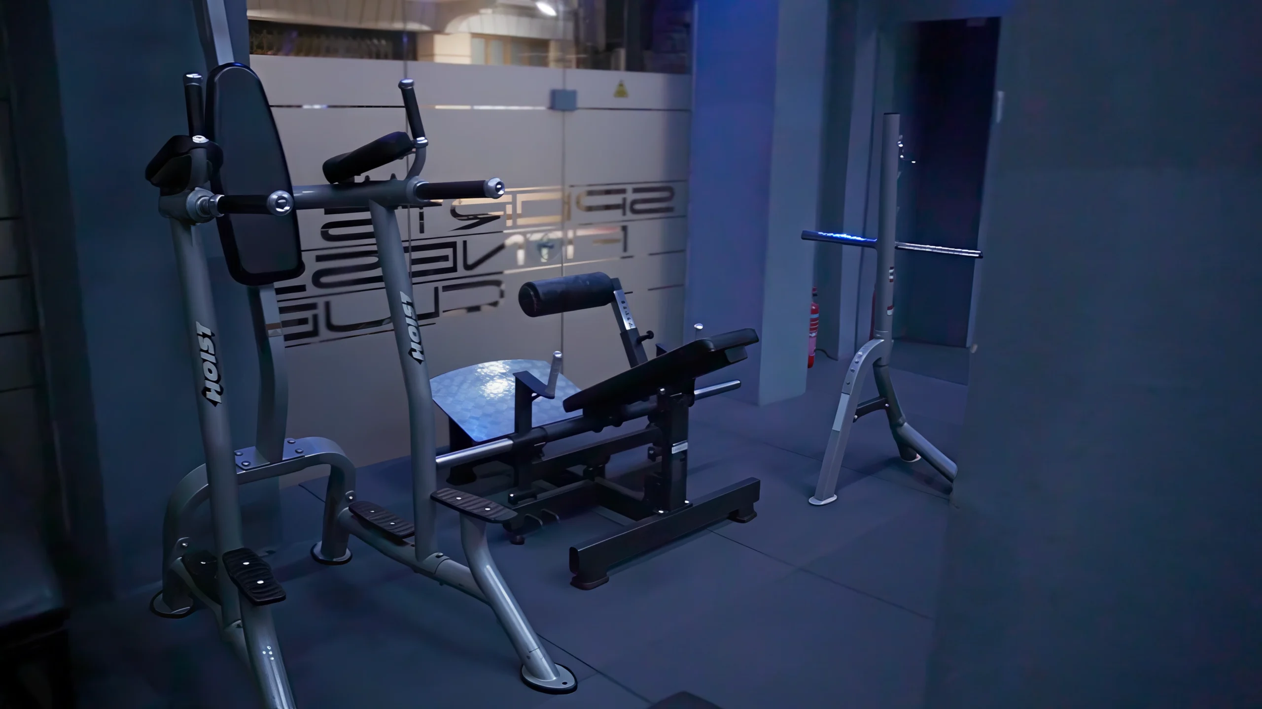 Αίθουσα ελευθέρων βαρών — Sport Fitness Club, Δράμα