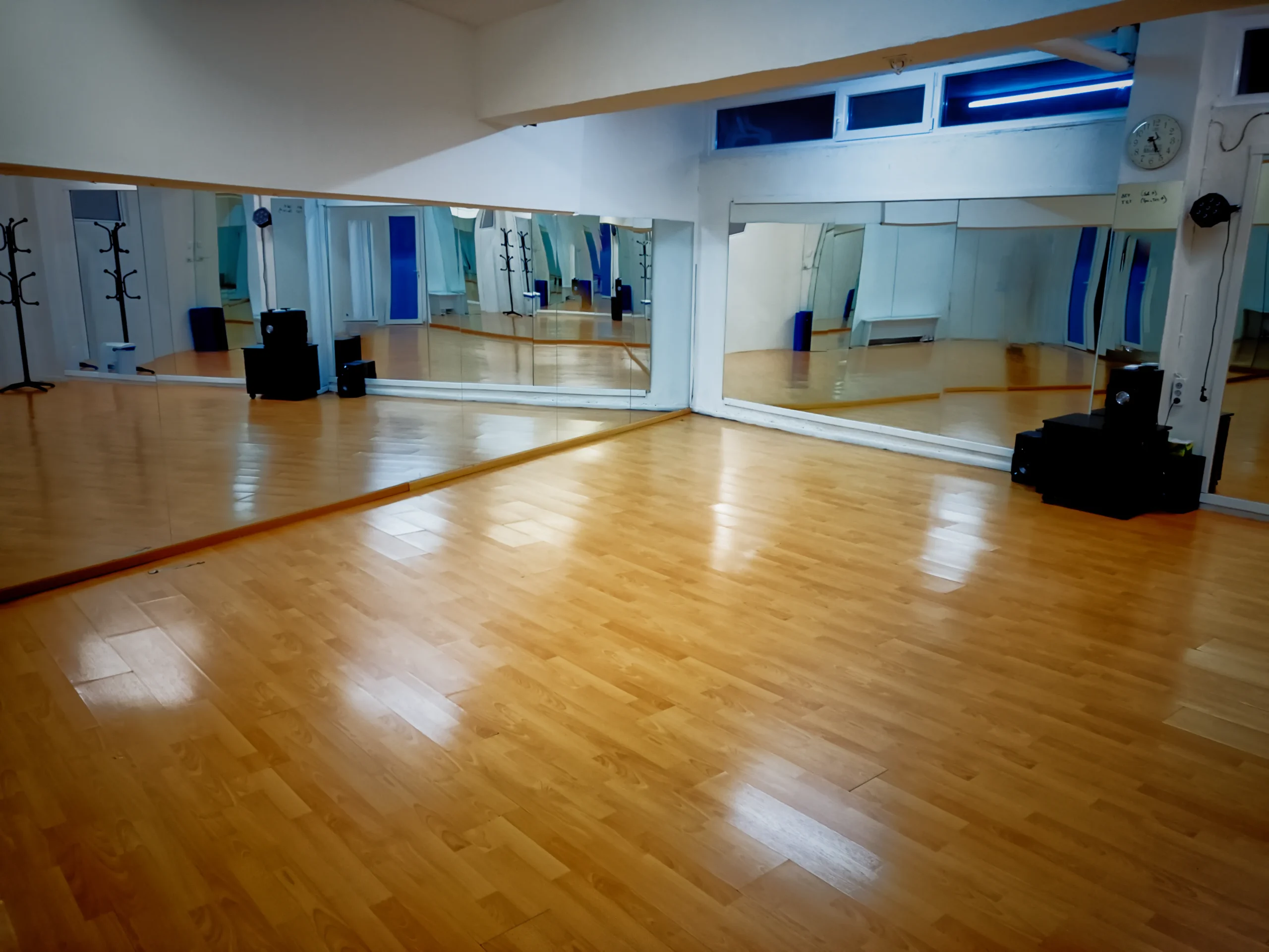 Μάθημα Pilates στο γυμναστήριο Sport Fitness Club, Δράμα
